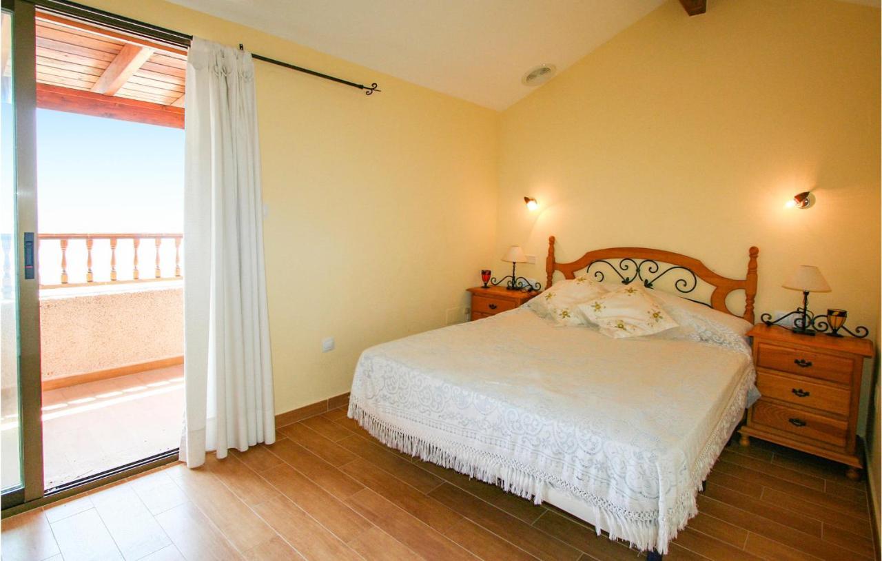 Lovely Home In Santa Pola With House Sea View Exteriör bild